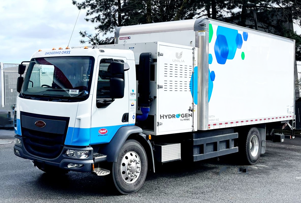 Peterbilt 220 Fuel Cell Truck